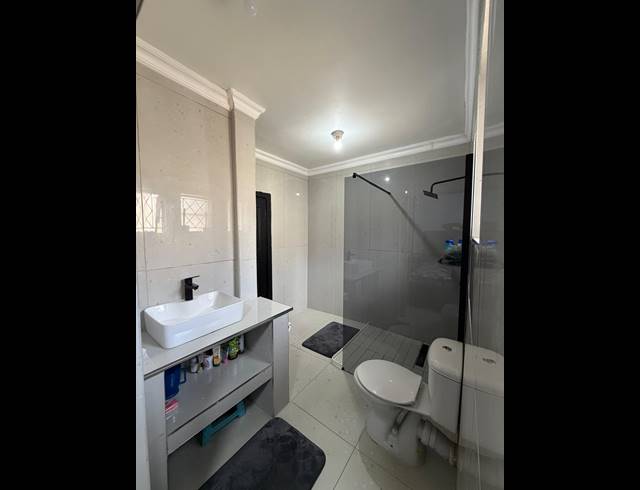 4 bed property to rent in SHERWOOD